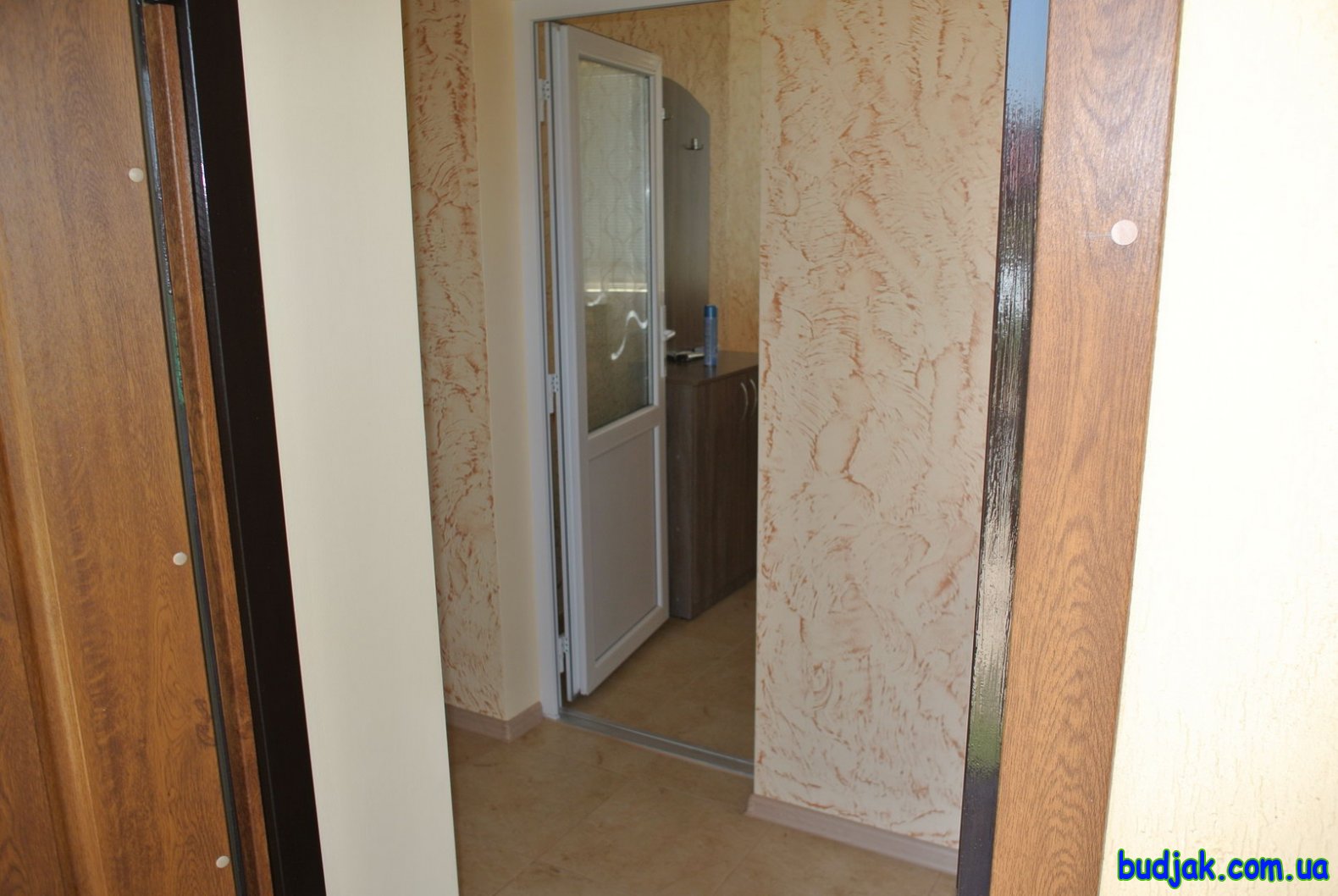 4-х местный 2-х комнатный номер. База отдыха «Плай». Курорт Рассейка. Фото № 0518. 2017 год